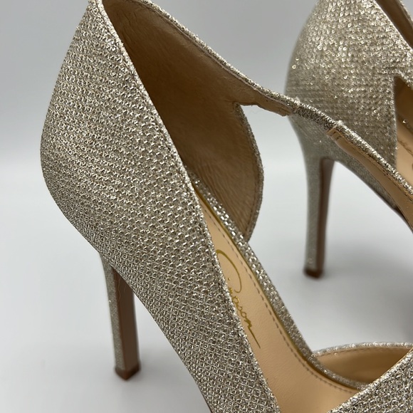 Elegant Gold High Heel Shoe - Picture 4 of 5